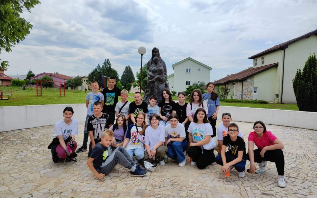 Učenici šestih razreda u posjeti Međugorju